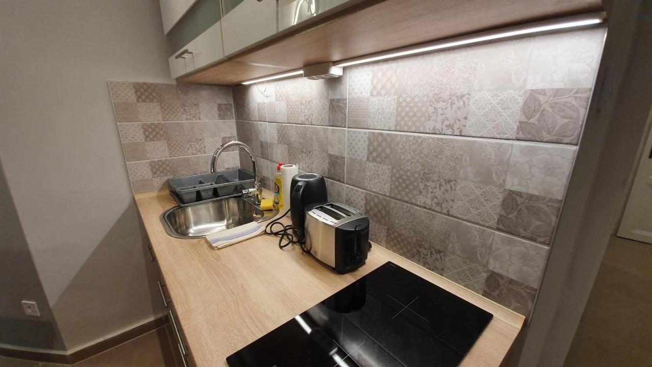 Modern Parkside Garden View Apartment Budapest Bagian luar foto