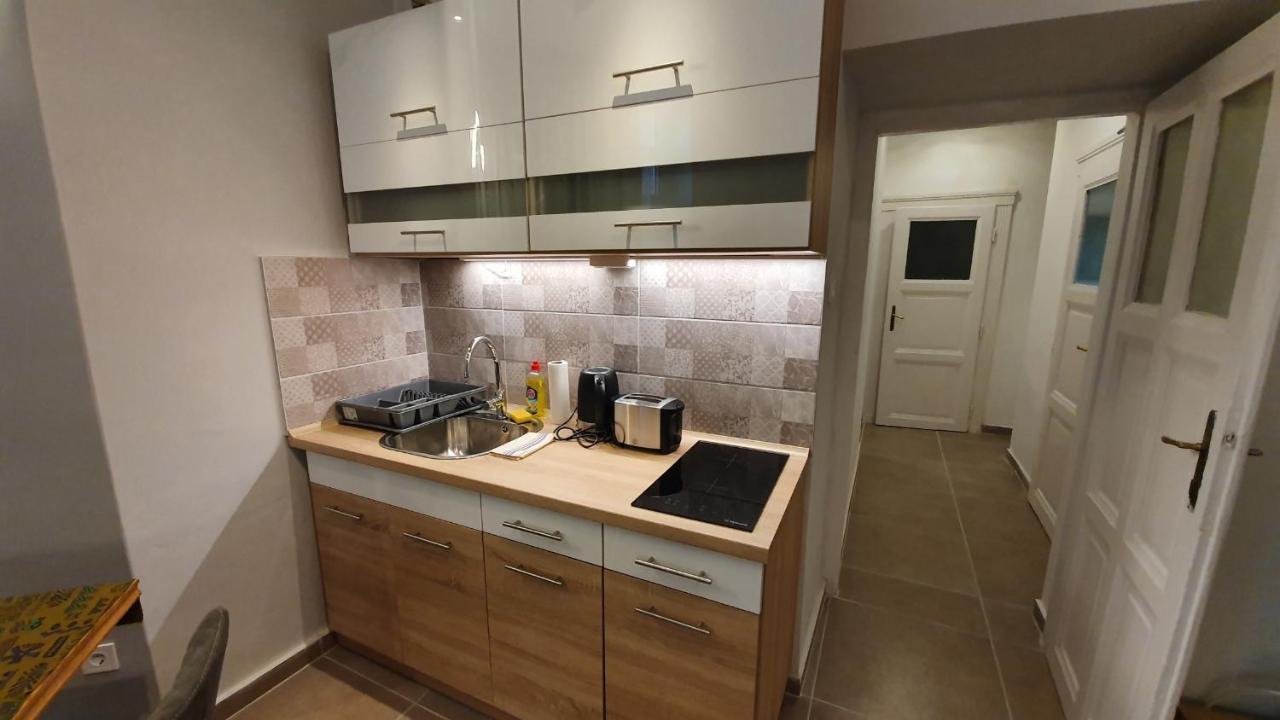 Modern Parkside Garden View Apartment Budapest Bagian luar foto