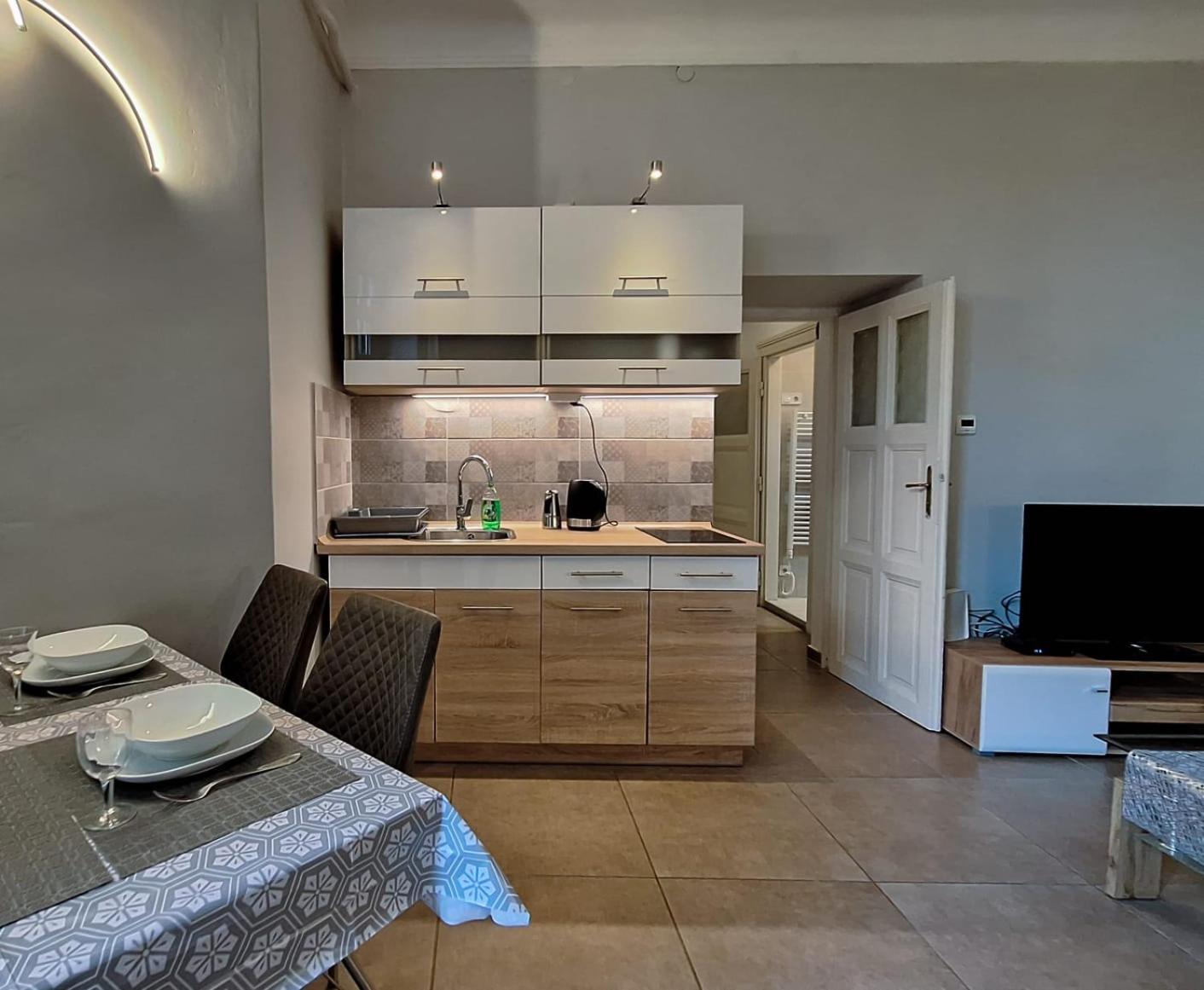 Modern Parkside Garden View Apartment Budapest Bagian luar foto