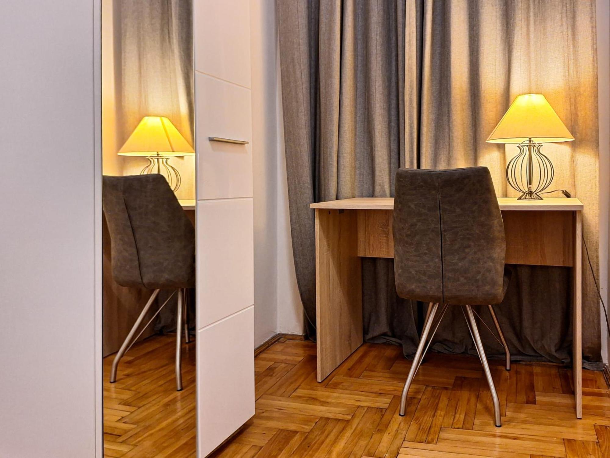 Modern Parkside Garden View Apartment Budapest Bagian luar foto